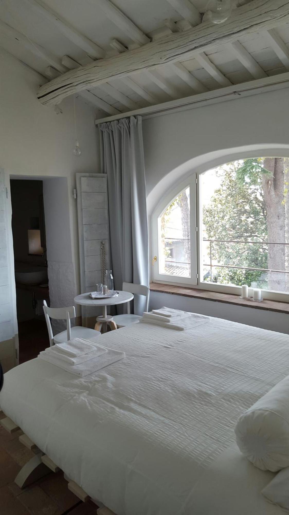 B&B A Piazza Del Gesu Витербо Екстериор снимка