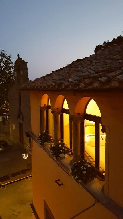 B&B A Piazza Del Gesu Витербо Екстериор снимка
